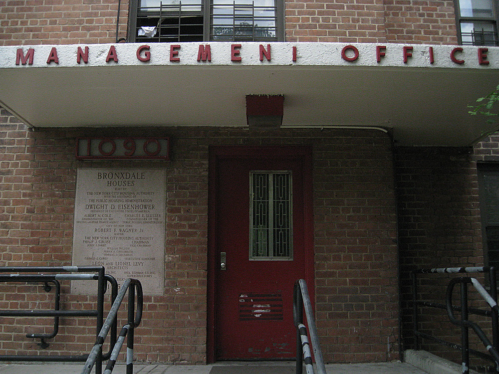 Bronxdale Houses Management Office H.L.I.T. Flickr