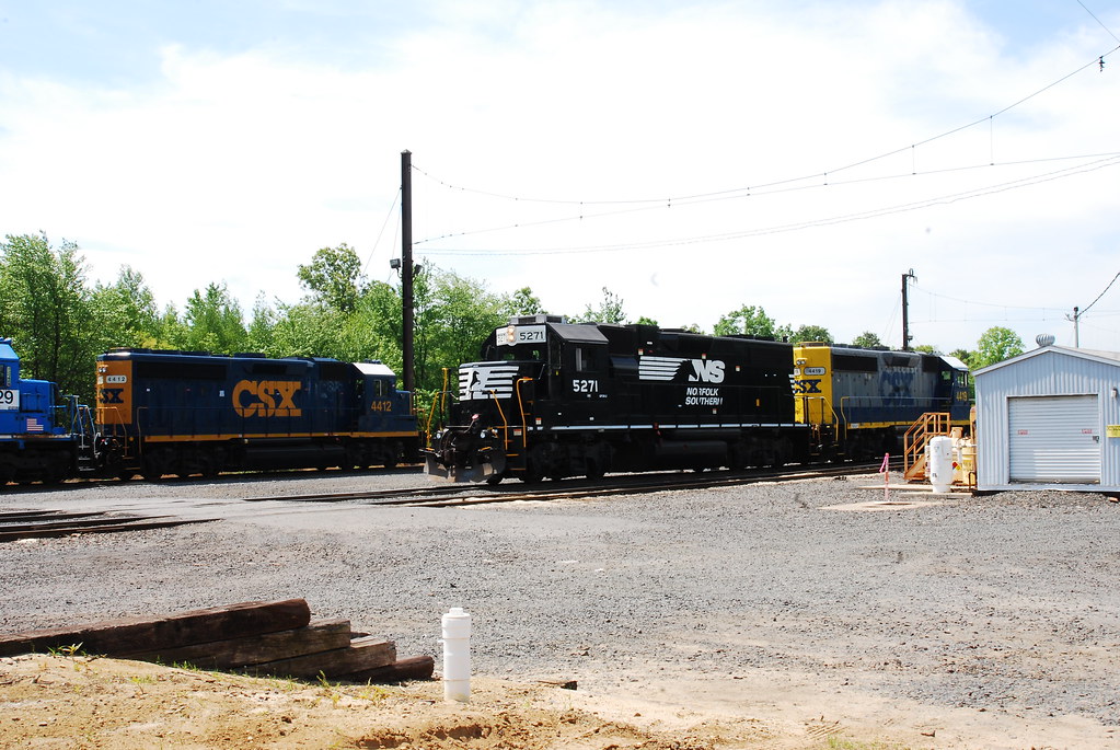 Browns yard A view of Sayreville Engine Terminal (aka Brow… Flickr