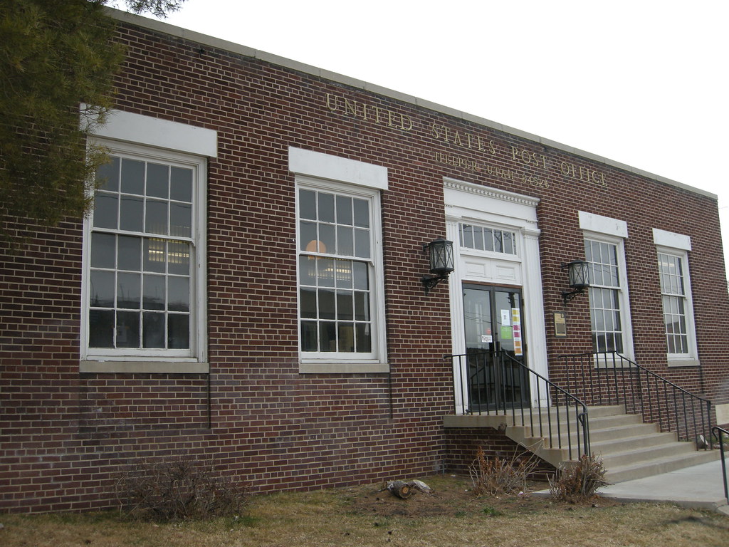 Helper, Utah Post Office 84526 Inside is a WPA mural. Flickr