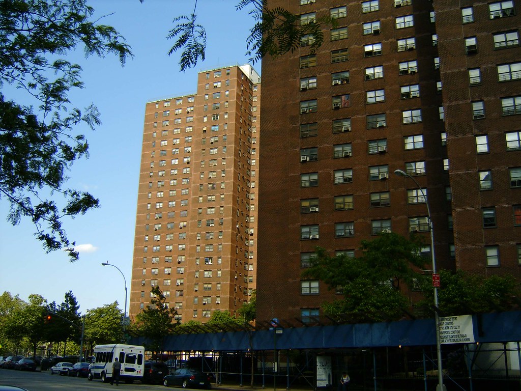 Stanley Isaacs Homes First rule of taking pictures in New … Flickr