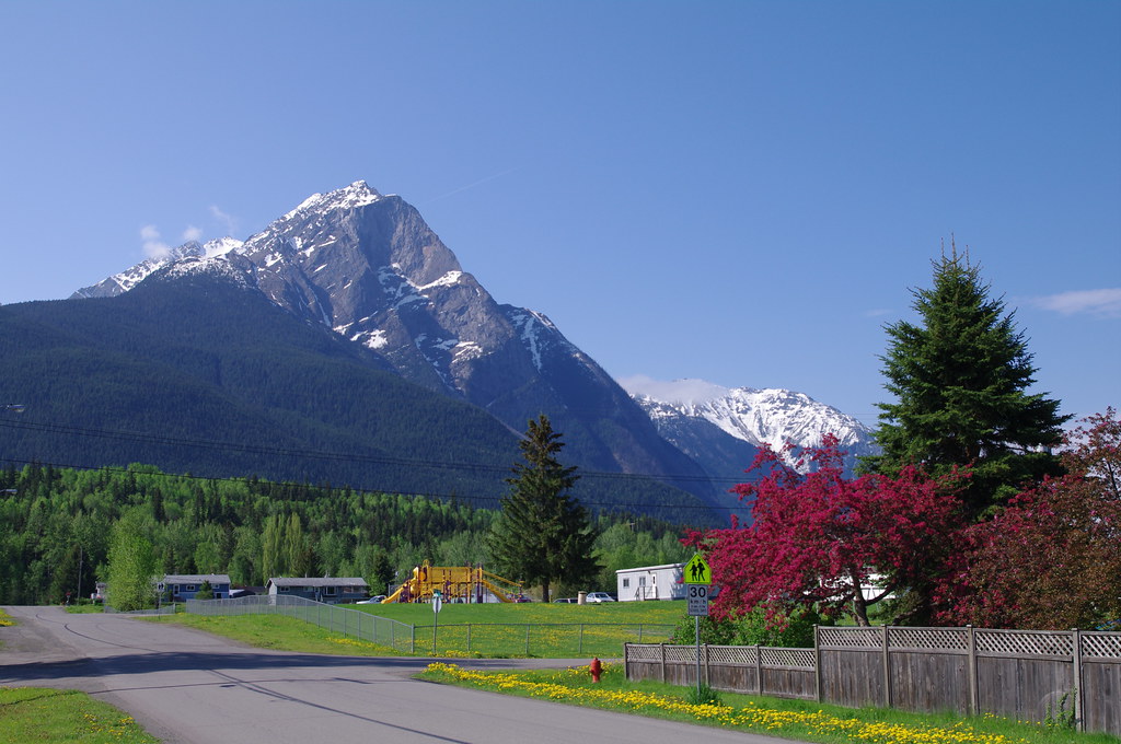 Roche de Boule, New Hazelton Brian Van Snellenberg Flickr