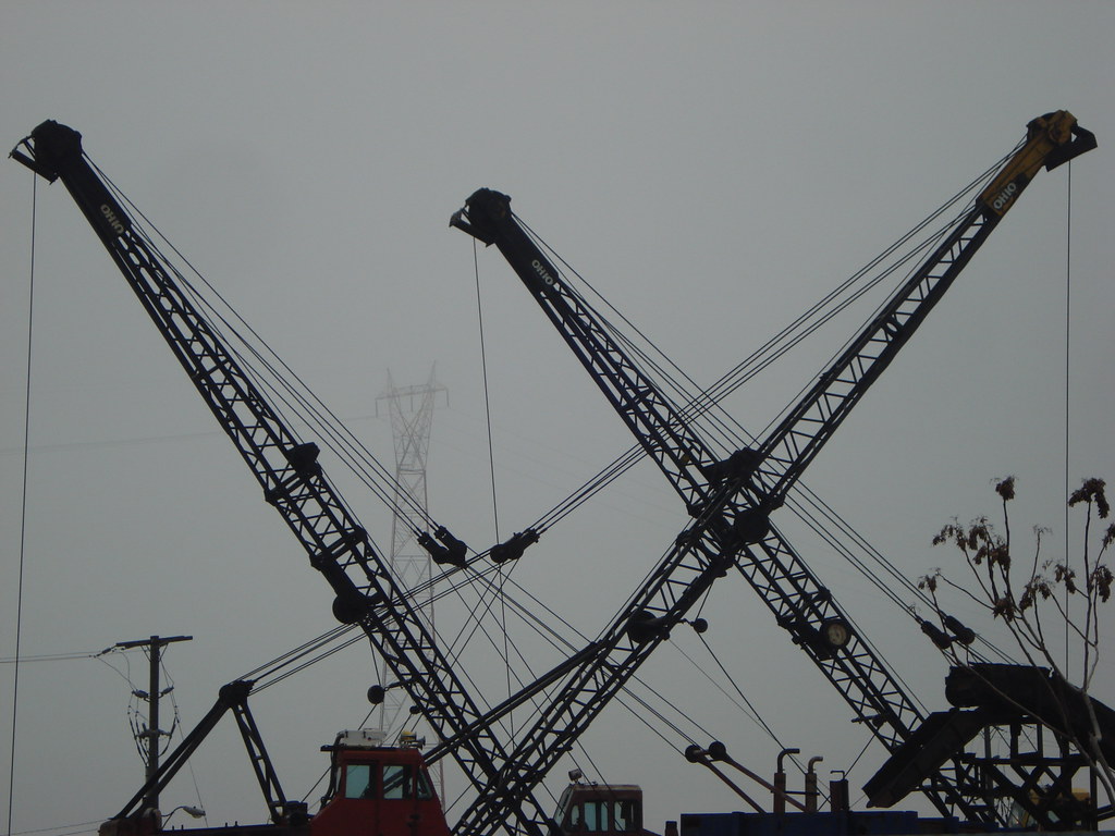 Crane Jibs Russel St. Windsor Ontario Canada Paul Higginbottom Flickr