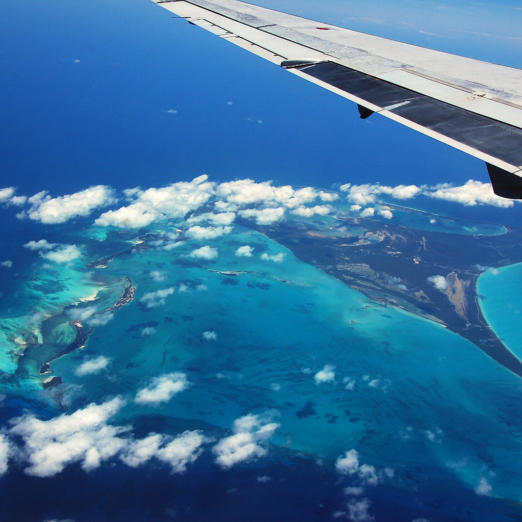 Flying over the Bahamas My flight from Atlanta to Punta Ca… Flickr