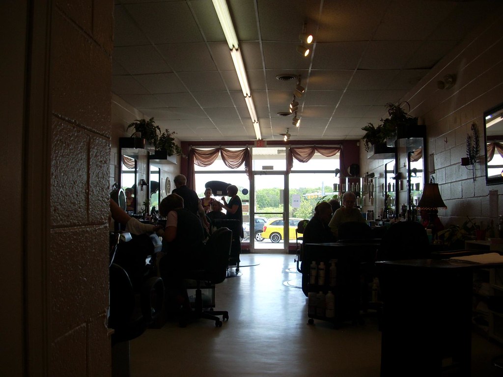 Headz Up interior The interior of the Headz Up barber shop… Flickr