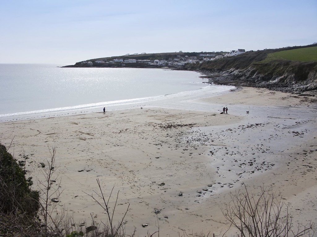 Porthcurnick Beach Portscatho This is one of the reasons w… Flickr