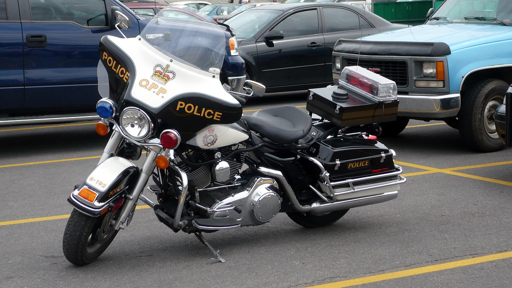 An OPP HarleyDavidson Police Special motorcycle. I very r… Flickr