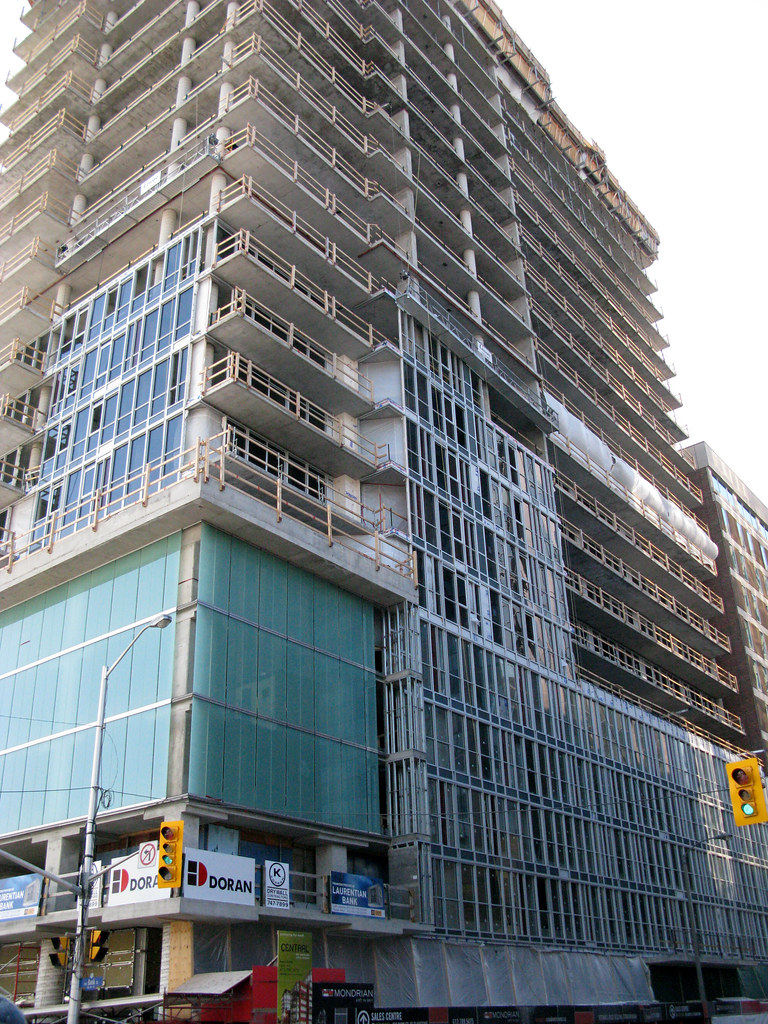 Ottawa, Bank Street — February 2009 — 16 Mondrian Building… Flickr