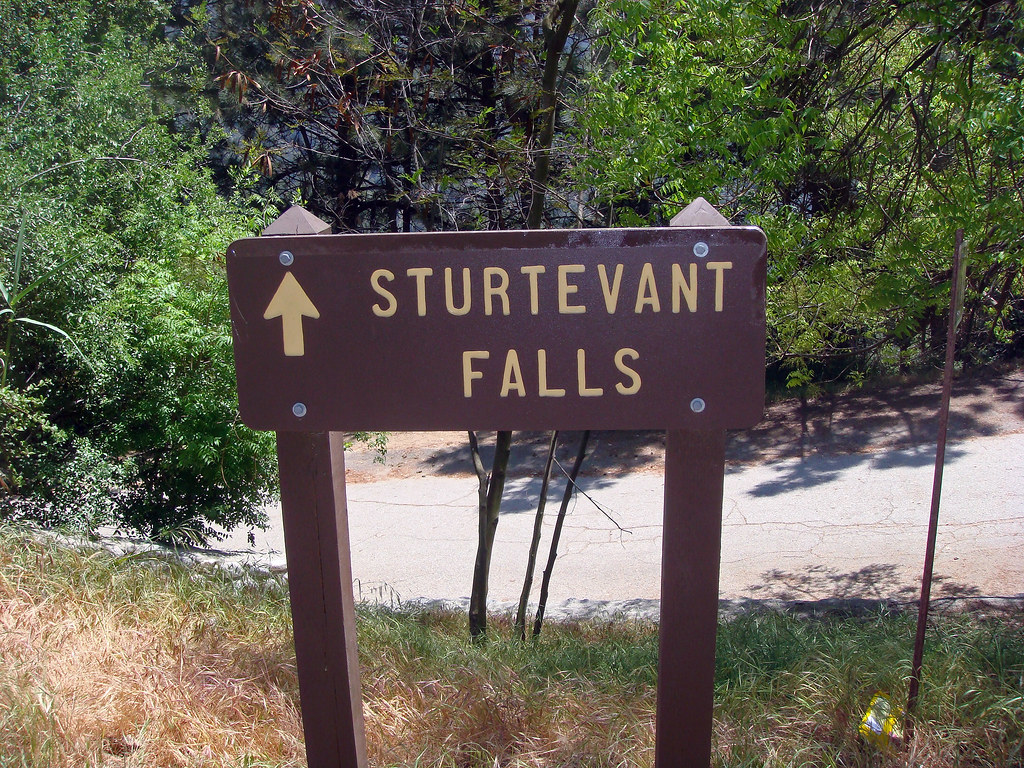 09 Gabrielino Trail Sturtevant Falls Directional Sign (E… Flickr