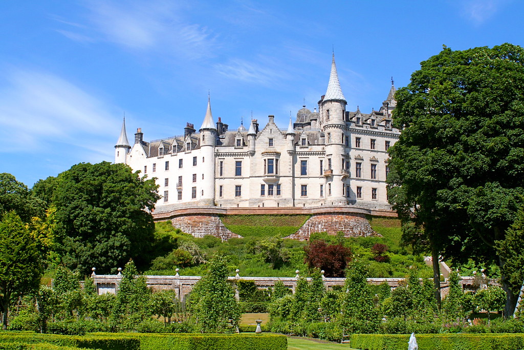 Dunrobin Castle; Golspie, Sutherland Dunrobin Castle has b… Flickr