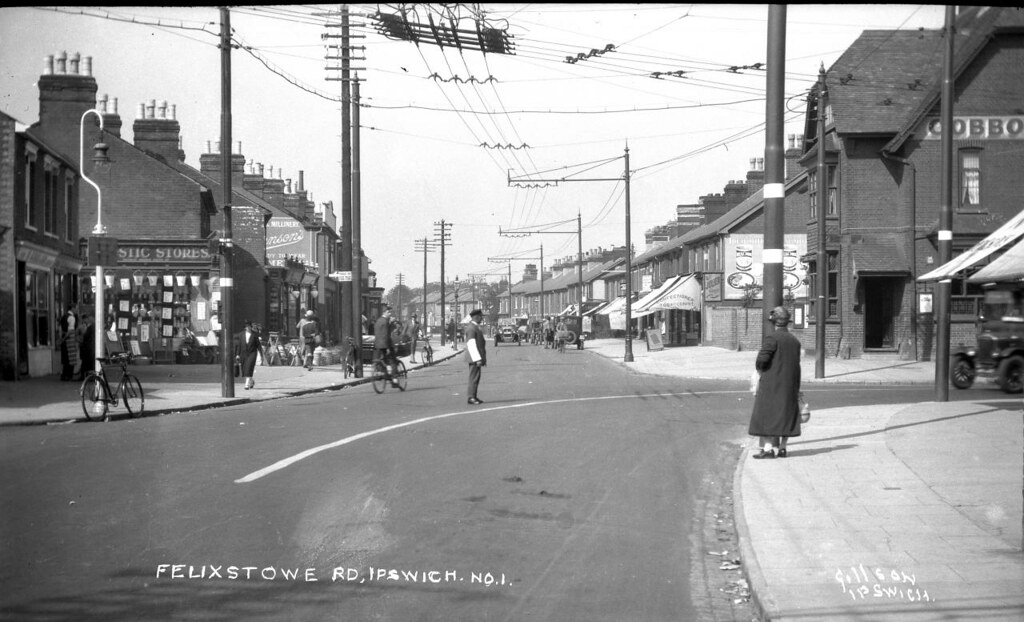 Felixstowe rd 1 Felixstowe Road. REPRINTS ARE AVAILABLE David