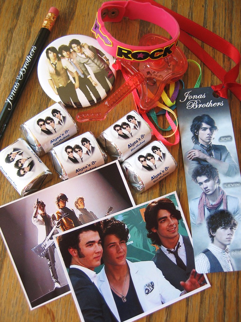 Jonas Brothers Party Favors Here are the items we included… Flickr