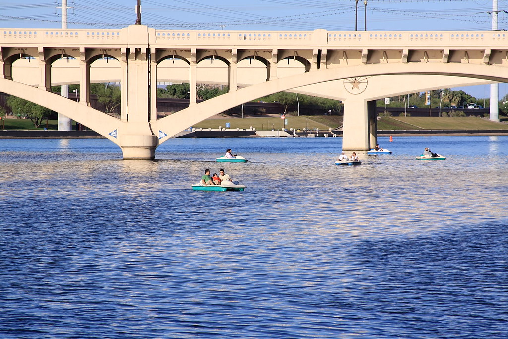 tempe town lake paddle boats justchillin_1 Flickr