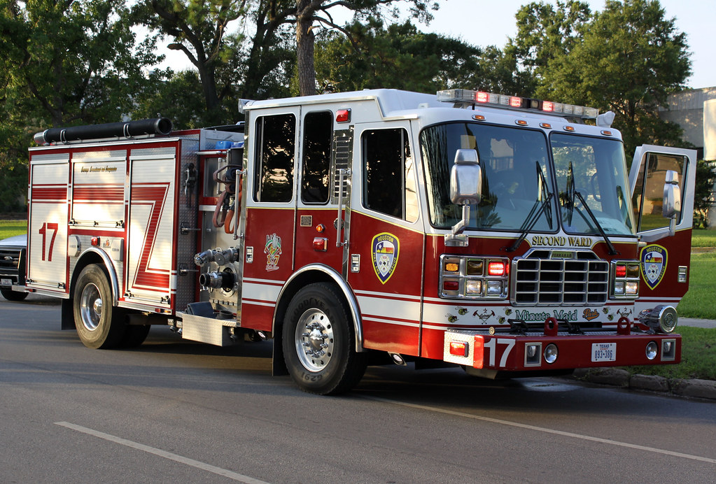Houston, Texas Fire Department Engine 17 Ferrara Fire Ap… Flickr