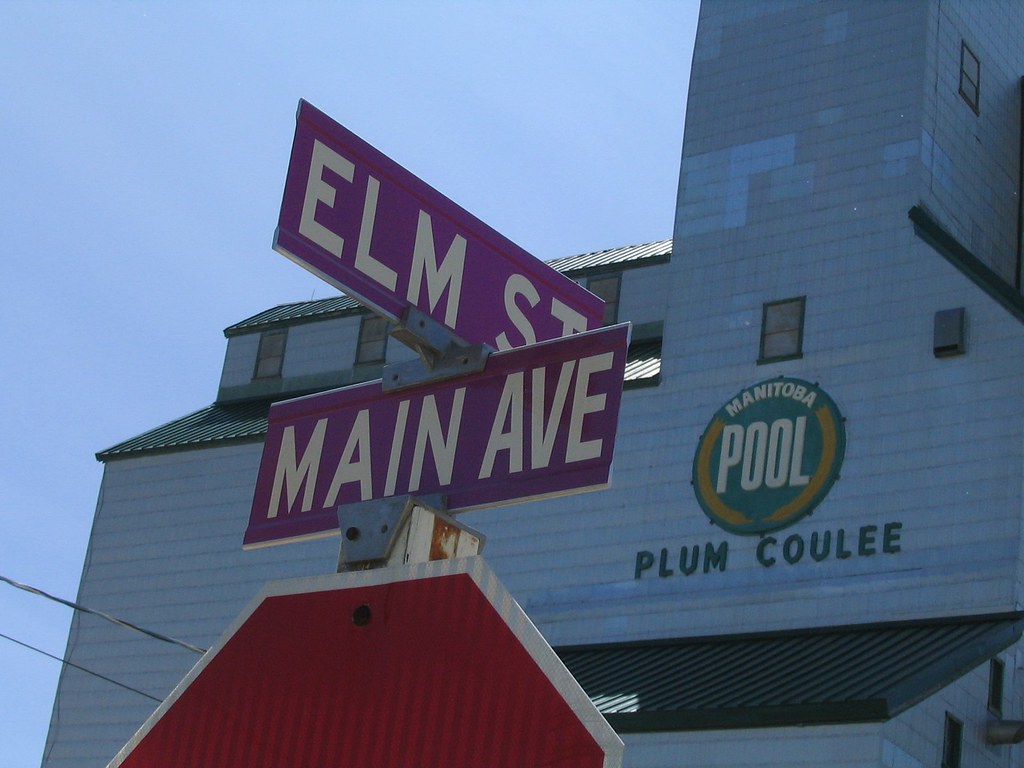 Plum, gettit? Plumcoloured street signs in Plum Coulee, M… Loozrboy Flickr