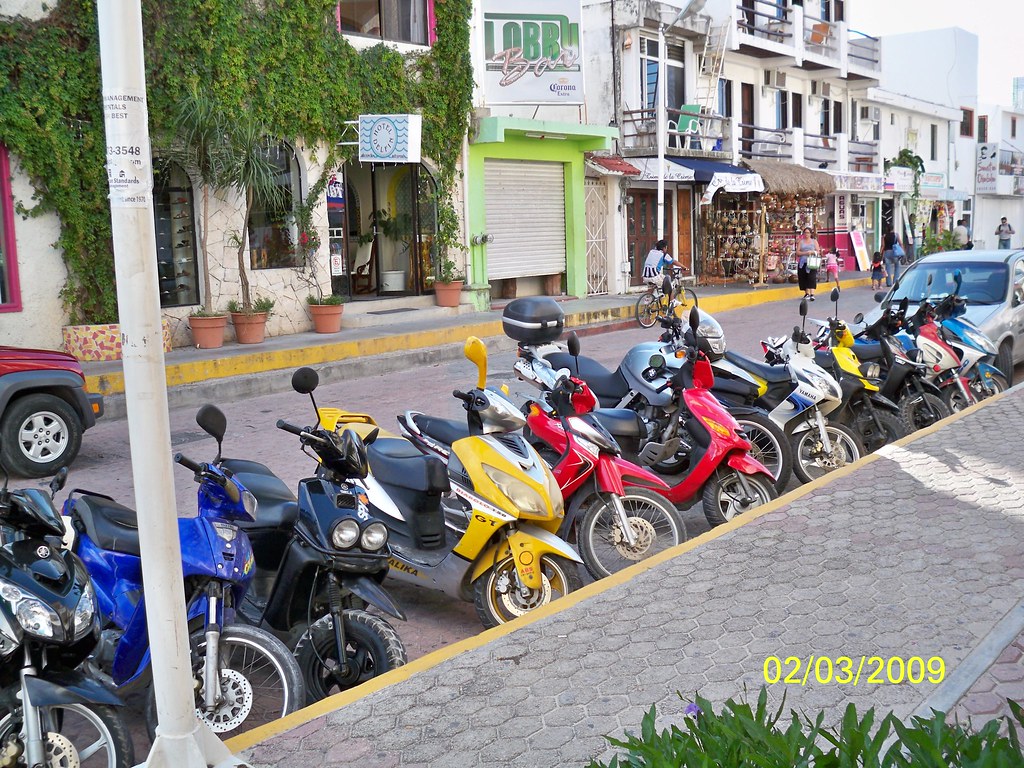 Scooters Downtown Playa del Carmen AnnaBanana1382 Flickr