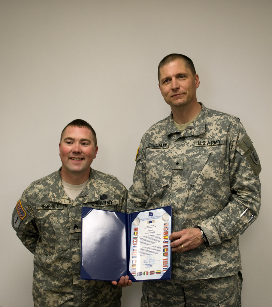 Hemphill 023 Brig. Gen. Alan Dohrmann (right) poses for a … Flickr