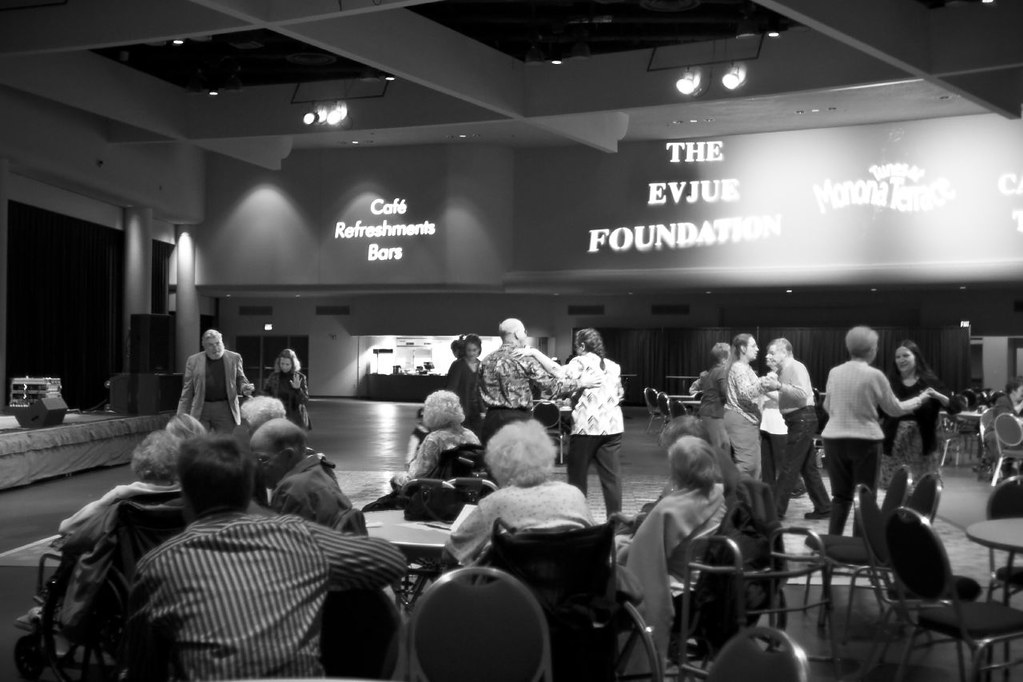 Caravan Gypsy Swing Ensemble Captain Seasalt Flickr