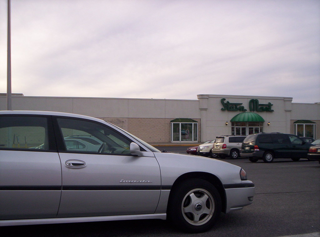 Jamesway Allentown, PA South Mall, 3300 Lehigh St; opene… Flickr