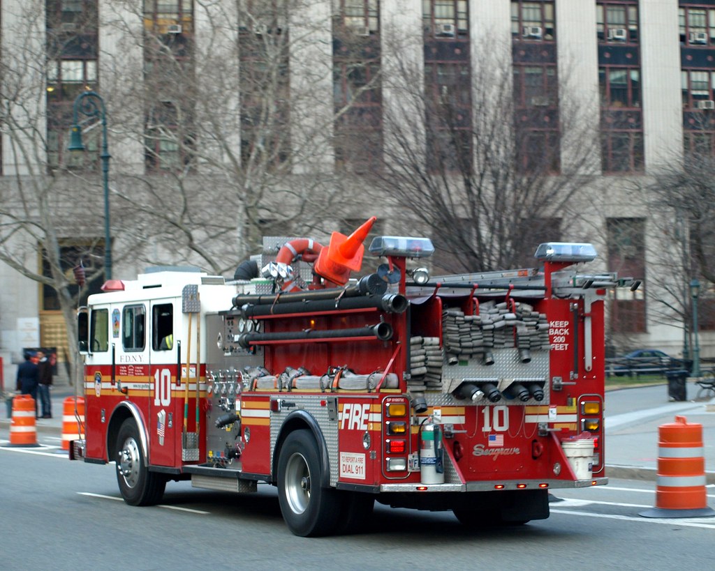 E010e FDNY "Ten House" Engine 10, New York City | Centre Str… | Flickr