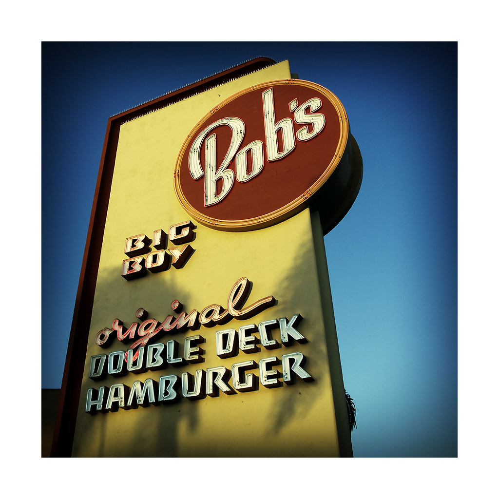 Bob's Big Boy I always loved this great neon sign and buil… Flickr