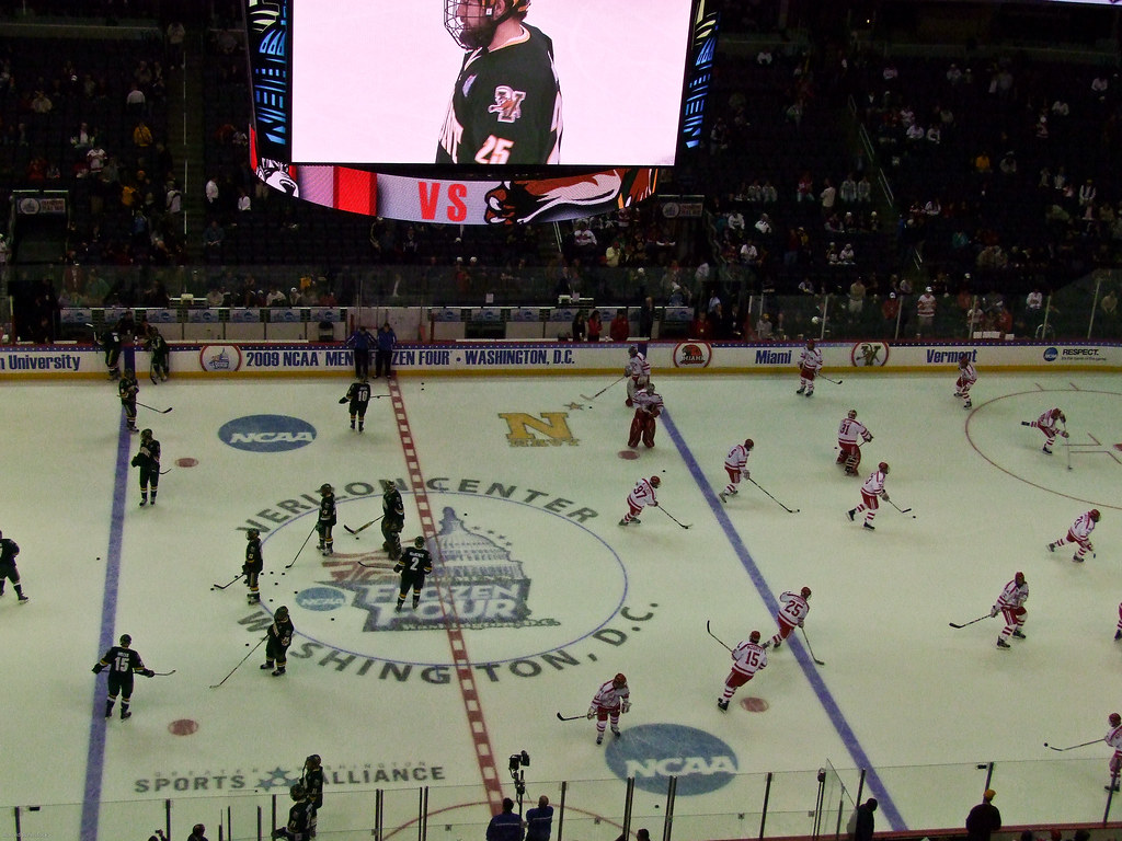 20090409_Frozen_Four_SemiFinals260 NoVARon Flickr