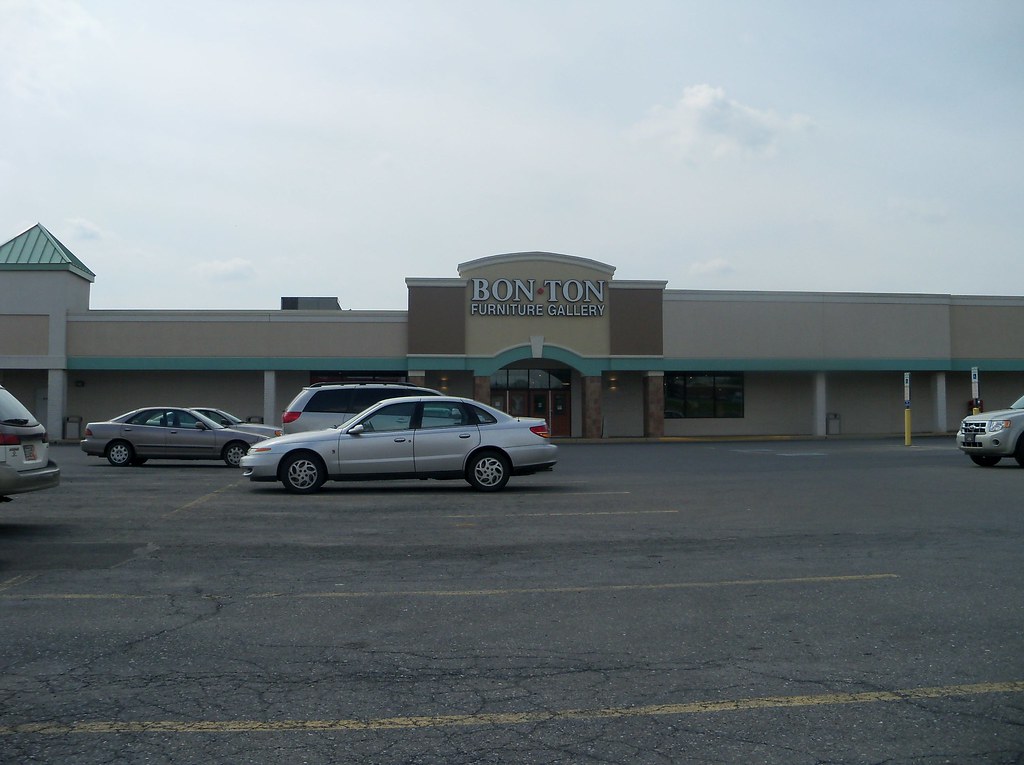 PharMor Lancaster, PA Store 21, 870 Plaza Blvd; one of … Flickr