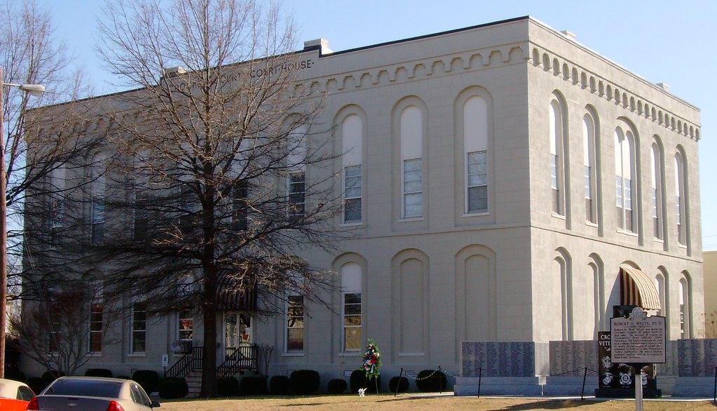 Crockett County Courthouse (Alamo, Tennessee) This courtho… Flickr