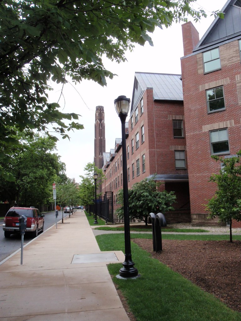 Near Swing Hall Residences, Yale University, New Haven CT Flickr