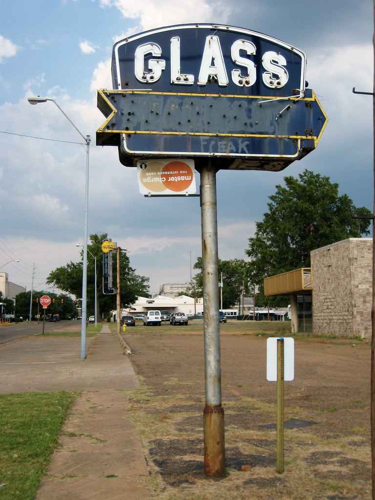 Glass Pharmacy Sign, Texarkana, TX Sign for the former Gla… Flickr