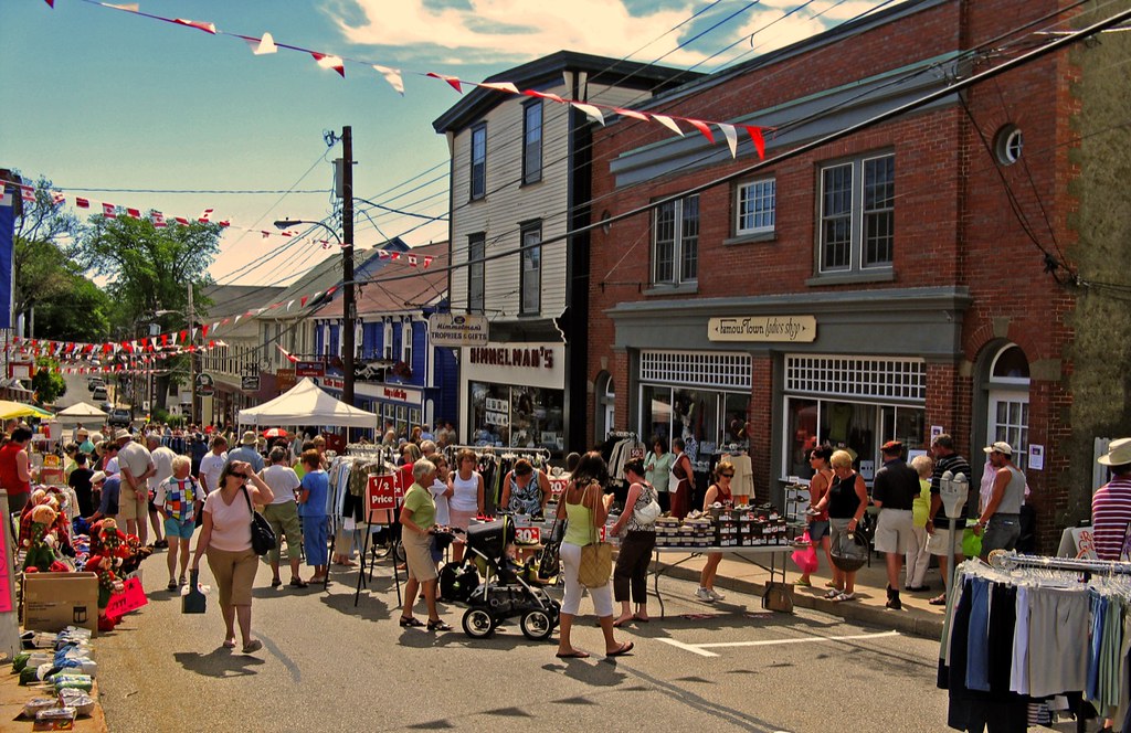 Lincoln Street, Lunenburg, NS We happened upon a downtown … Flickr
