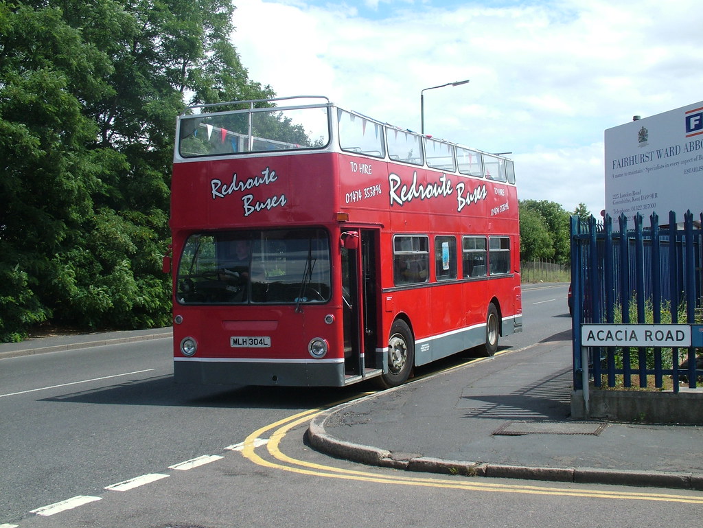 Redroute Buses Open Top a photo on Flickriver