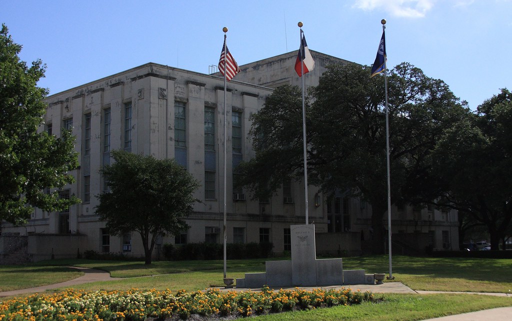 Falls County Courthouse (Marlin, TX) Named for a tenfoot … Flickr