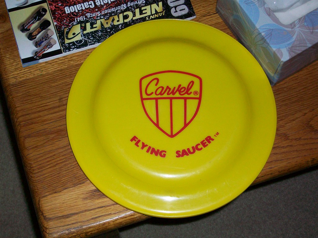Carvel Flying Saucer (retro) An old frisbe (circa 1980's) … Flickr