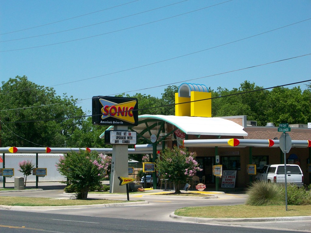 Sonic Lockhart, Texas 1996 Buick Century Limited Flickr