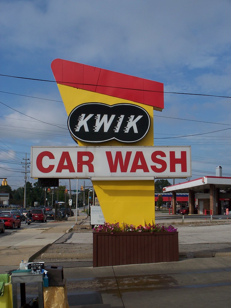 OH Middleburg Heights Kwik Car Wash Sign for Kwik Car Wa… Flickr