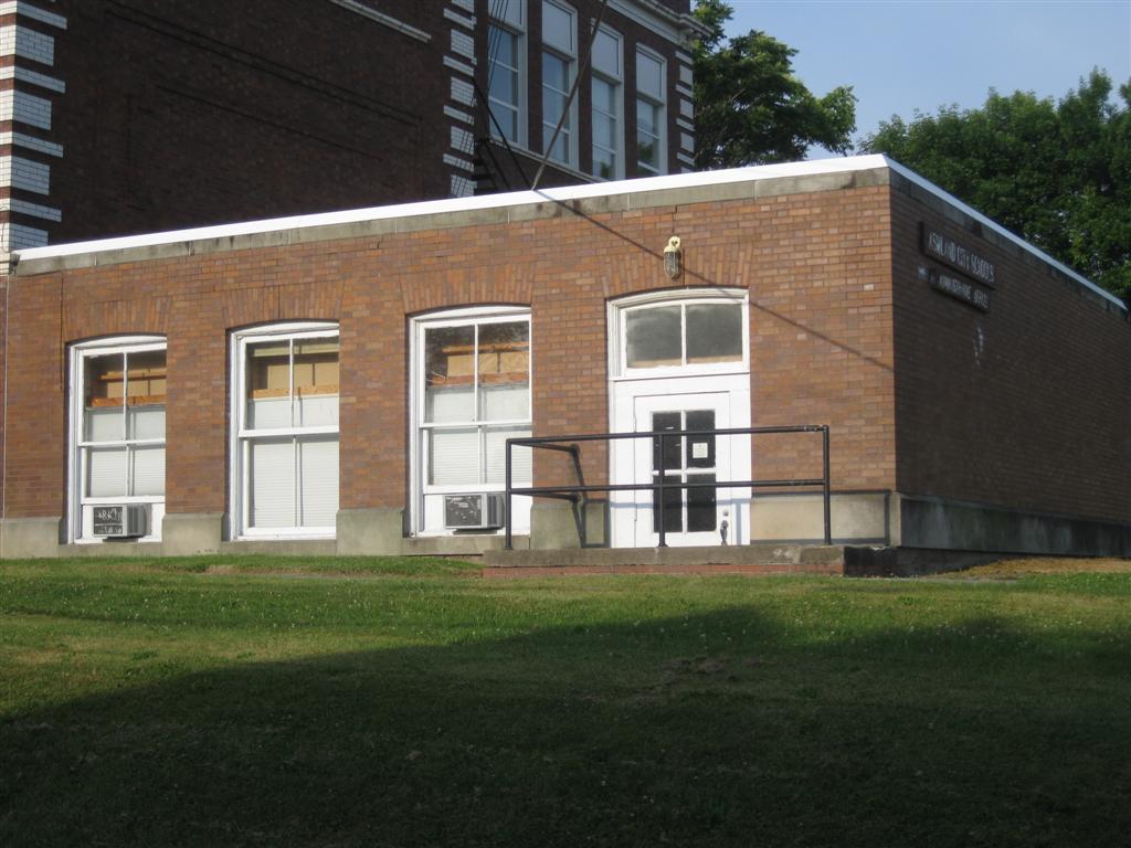 061609 Arthur Street SchoolAshland, Ohio Aaron Turner Flickr