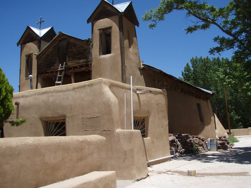Chimayo Chapel, New Mexico C_bantay Flickr