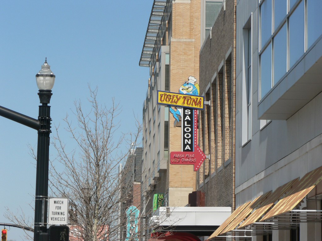 Columbus 077 The Ugly Tuna Saloona. Betsy Allen Flickr