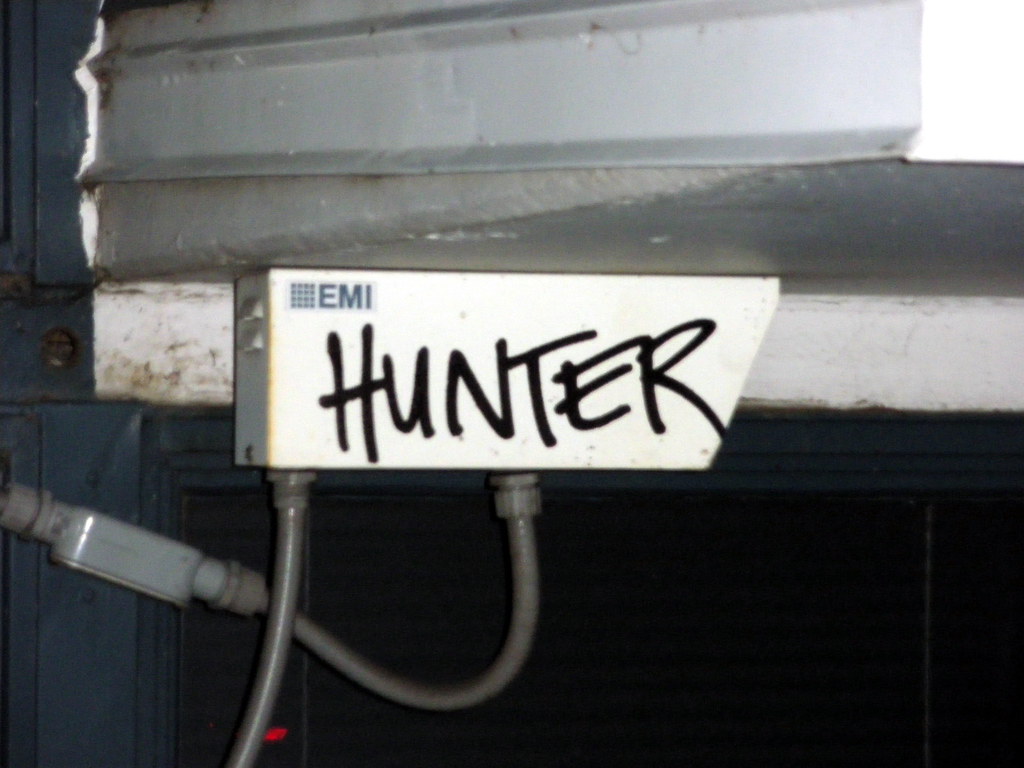 Hunter tag, camera nonvivant Flickr