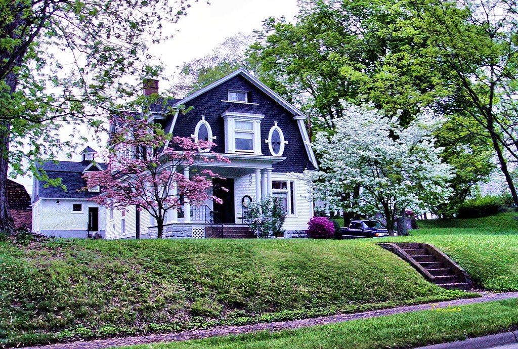 Mom's My mother's home on Muskingum Drive in Marietta Ohio… Flickr