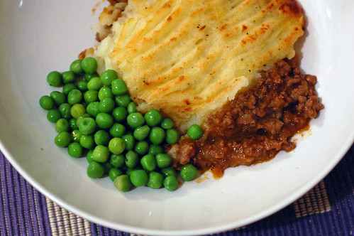 My Serving | A serving of cottage pie with peas. | su-lin | Flickr