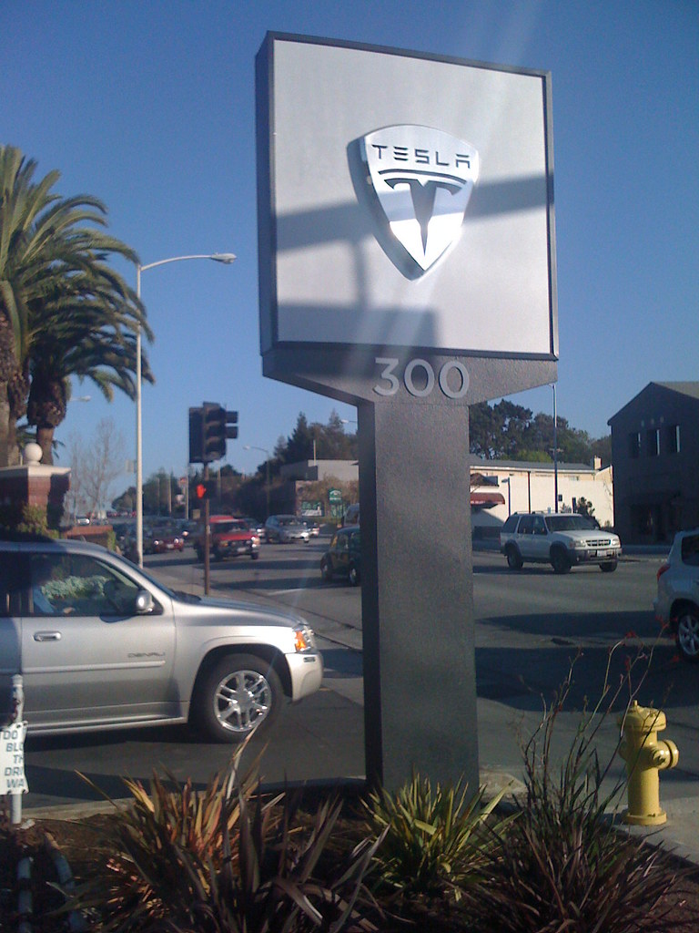 TESLA Store Menlo Park JeanLuc Firmin Flickr