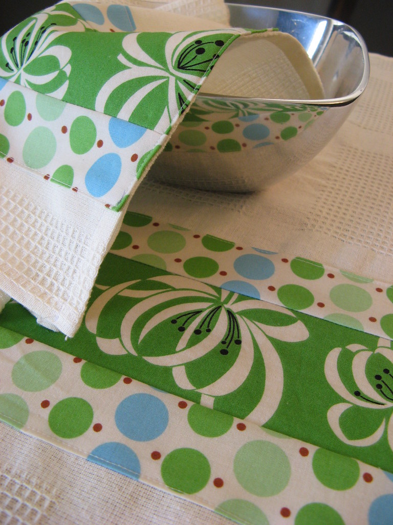Green Dish Towels Sweet dish towels decorated with a coupl… Flickr