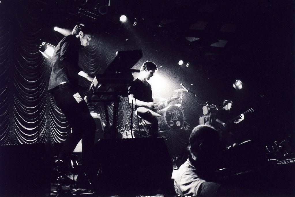 5 Incredible Film Point and Shoot Cameras For Concert Photography