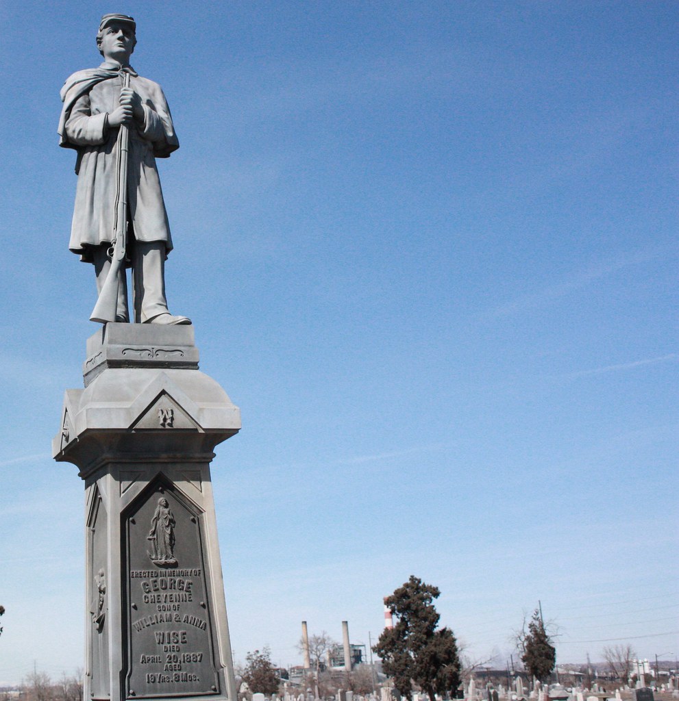 Monument to Civil War Veteran Riverside Cemetery, Denver… Flickr