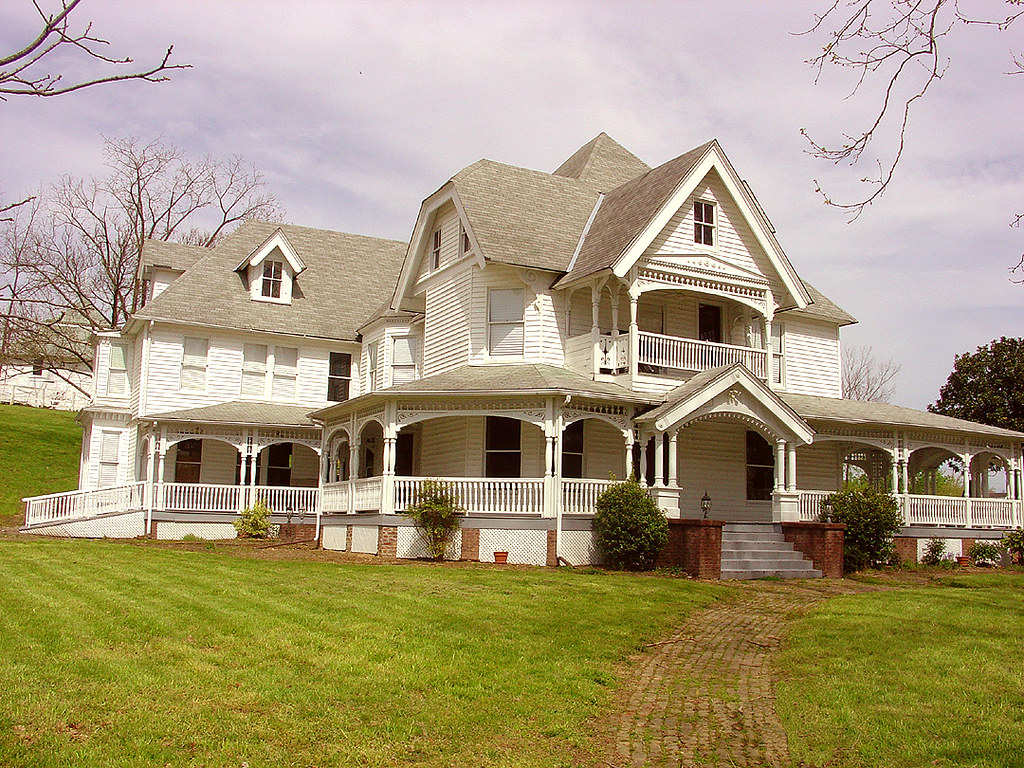 Lafollette 1 Glen Oaks Exterior View of Lafollette House. … Flickr