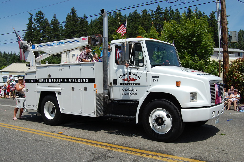 Flying Wrench Services Freightliner 2009 Kingston 4th of J… Flickr