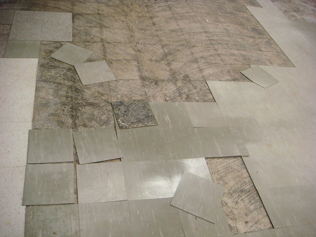 Damaged Asbestos Floor Tile Example of "damaged" asbestos … Flickr