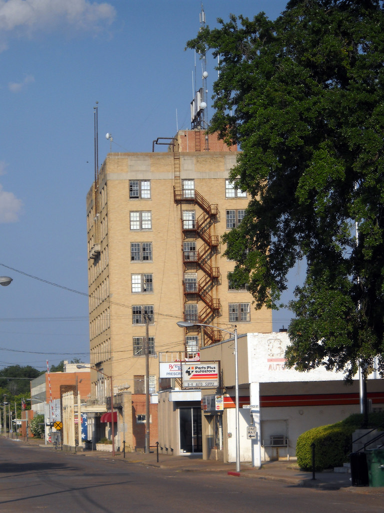 Falls Hotel Marlin, Texas Was one of the first Hilton Hote… Flickr