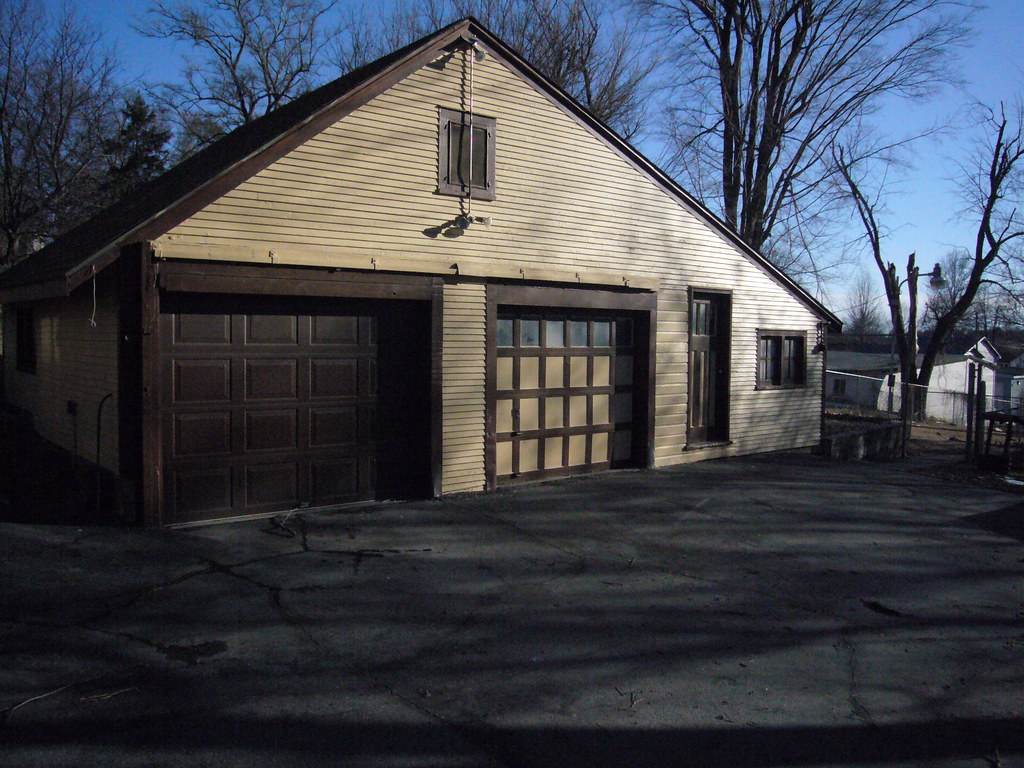 1716 Bellevue Garage David Matney Flickr